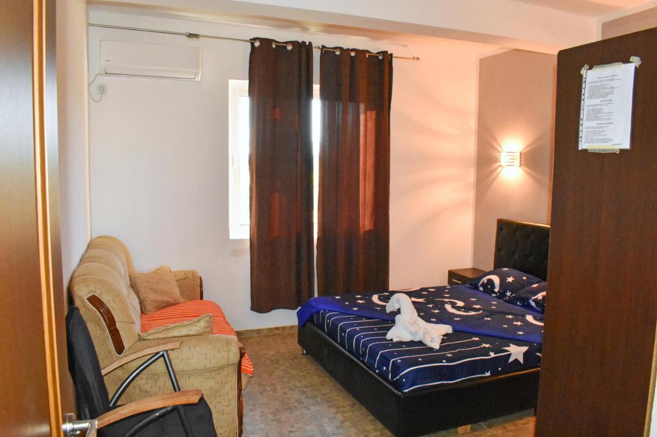Apartments Murati Ulcinj Bagian luar foto