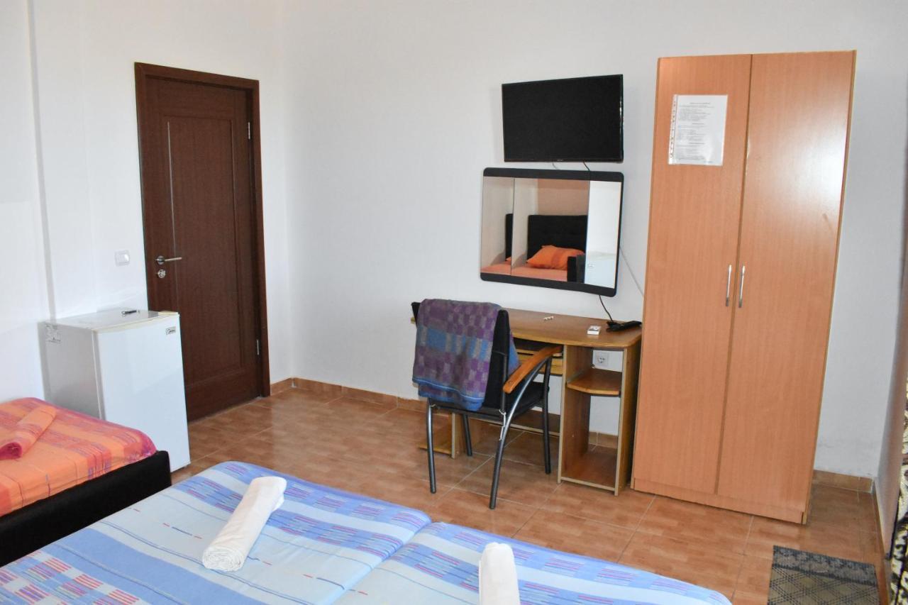 Apartments Murati Ulcinj Bagian luar foto
